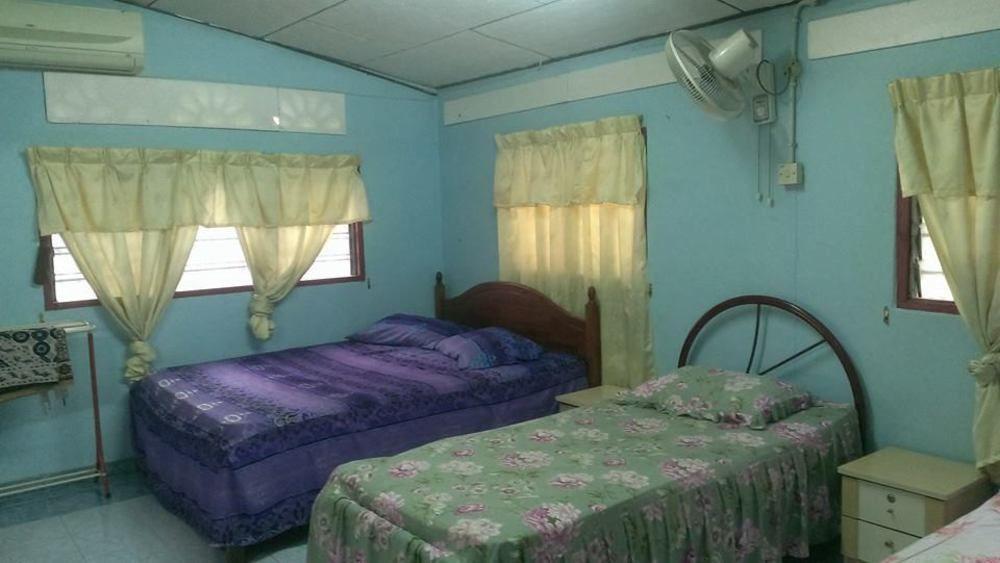 Homestay Bukit Gantang Hotel ไทปิง ภายนอก รูปภาพ