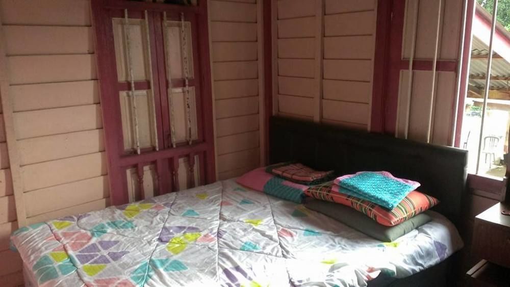 Homestay Bukit Gantang Hotel ไทปิง ภายนอก รูปภาพ